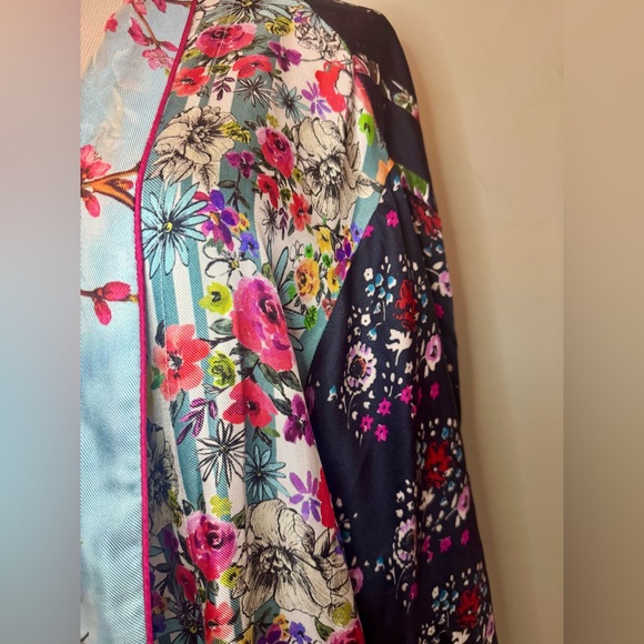 [Johnny Was] "Meadow" Floral and Striped 100% Silk Kimono Sz: M - Picture 14 of 15